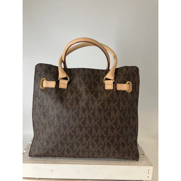 MCHAEL KORS, BROWN, TAN SIGNATURE PVC LETATHER SHOULDER BAG - Picture 4 of 16